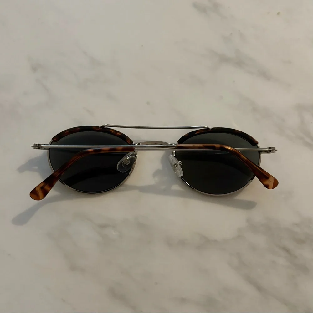 Free People Retro Bohemian Bradley Tortoise Round Aviator Sunglasses - Picture 4 of 9